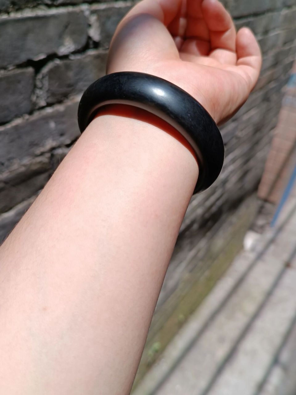 我的第七个和田玉之墨玉籽料 墨玉籽料手镯,虽然都说墨玉不值钱,但是