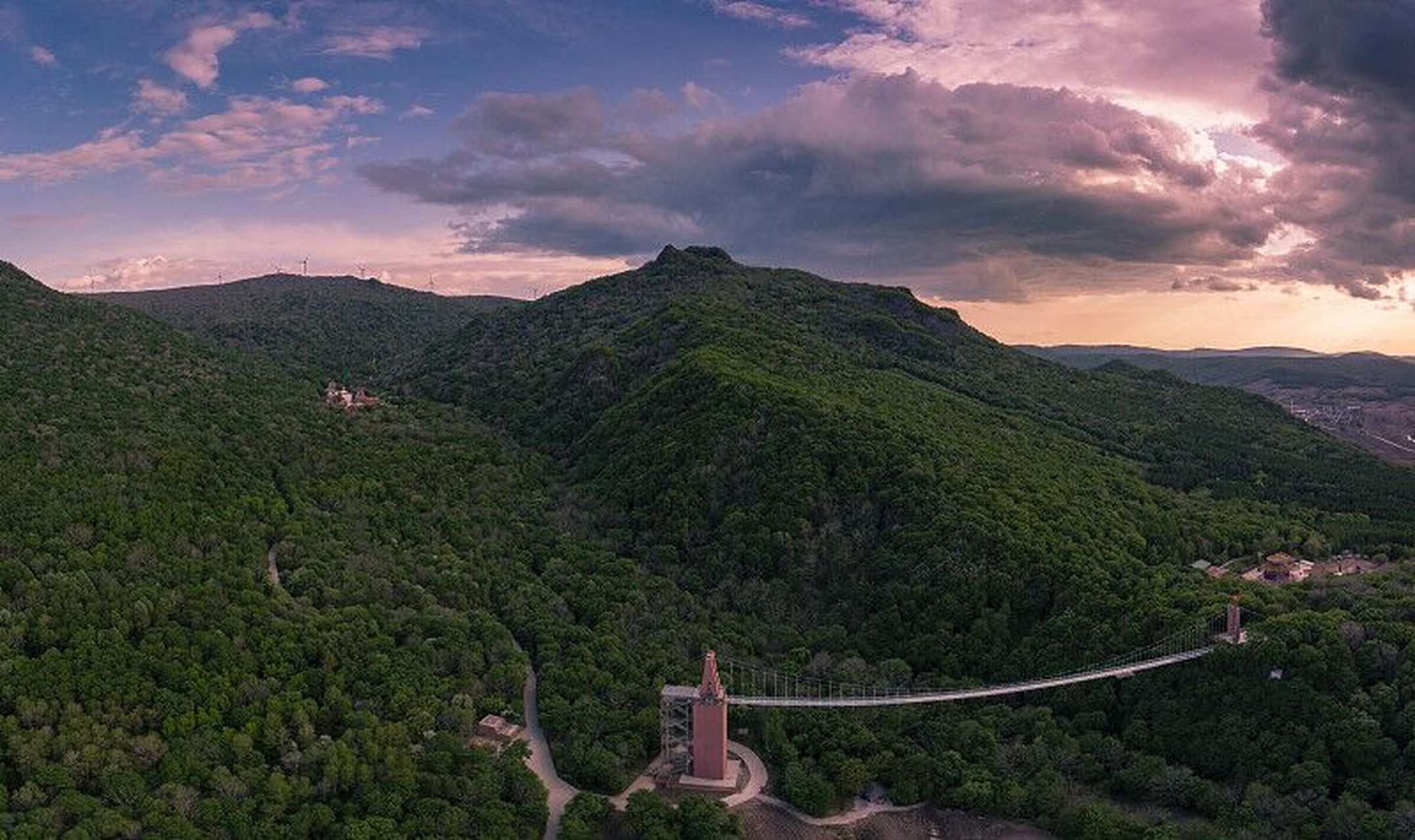 哈尔滨香炉山91:第一洞天胜地 98大家好!