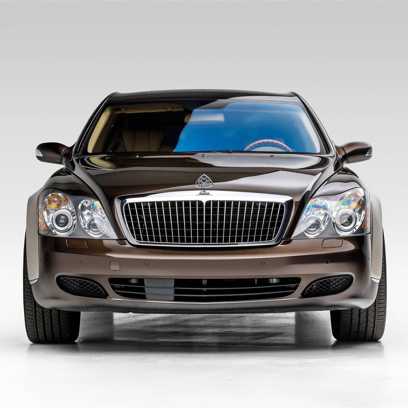 并开始生产两款车型:迈巴赫57,迈巴赫62.