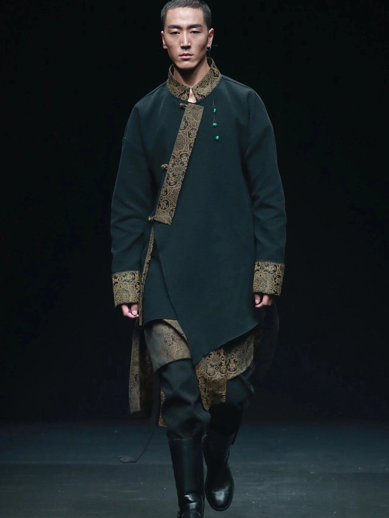 好喜欢这组藏民族风的秀场了!