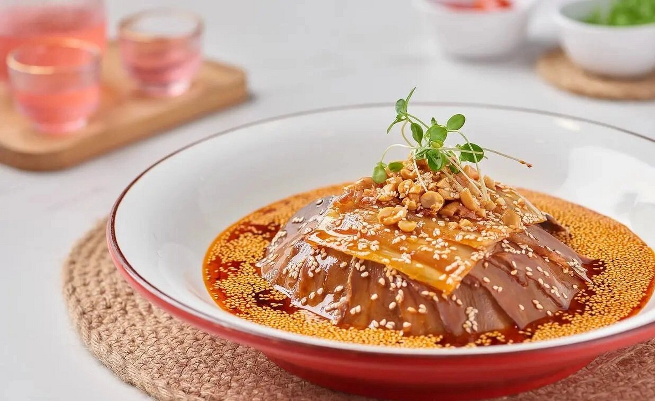 夫妻肺片常用做法来了 夫妻肺片是一道四川传统美食,其由牛肺和牛舌