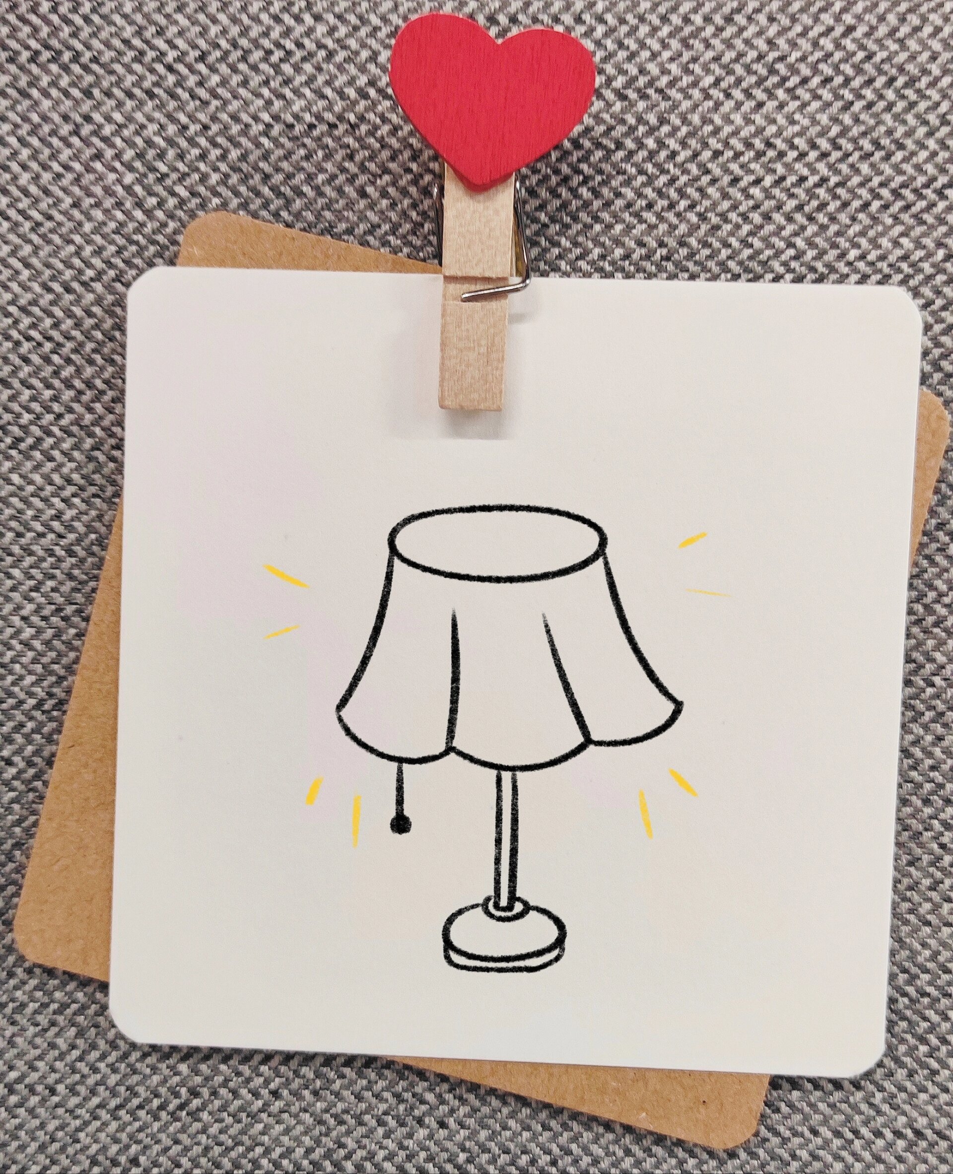 96小台灯简笔画第28幅