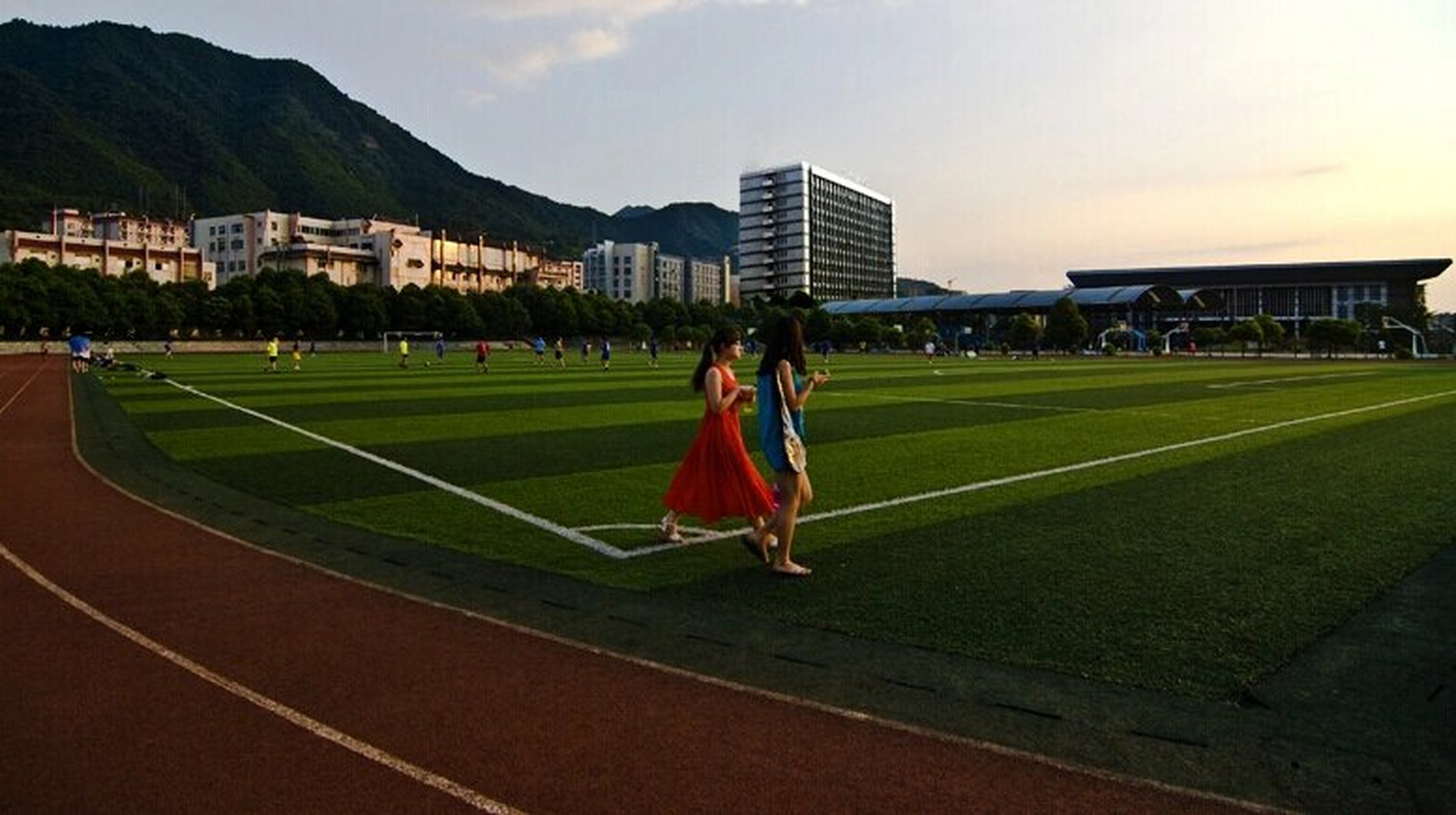 郴州湘南学院美女价钱图片