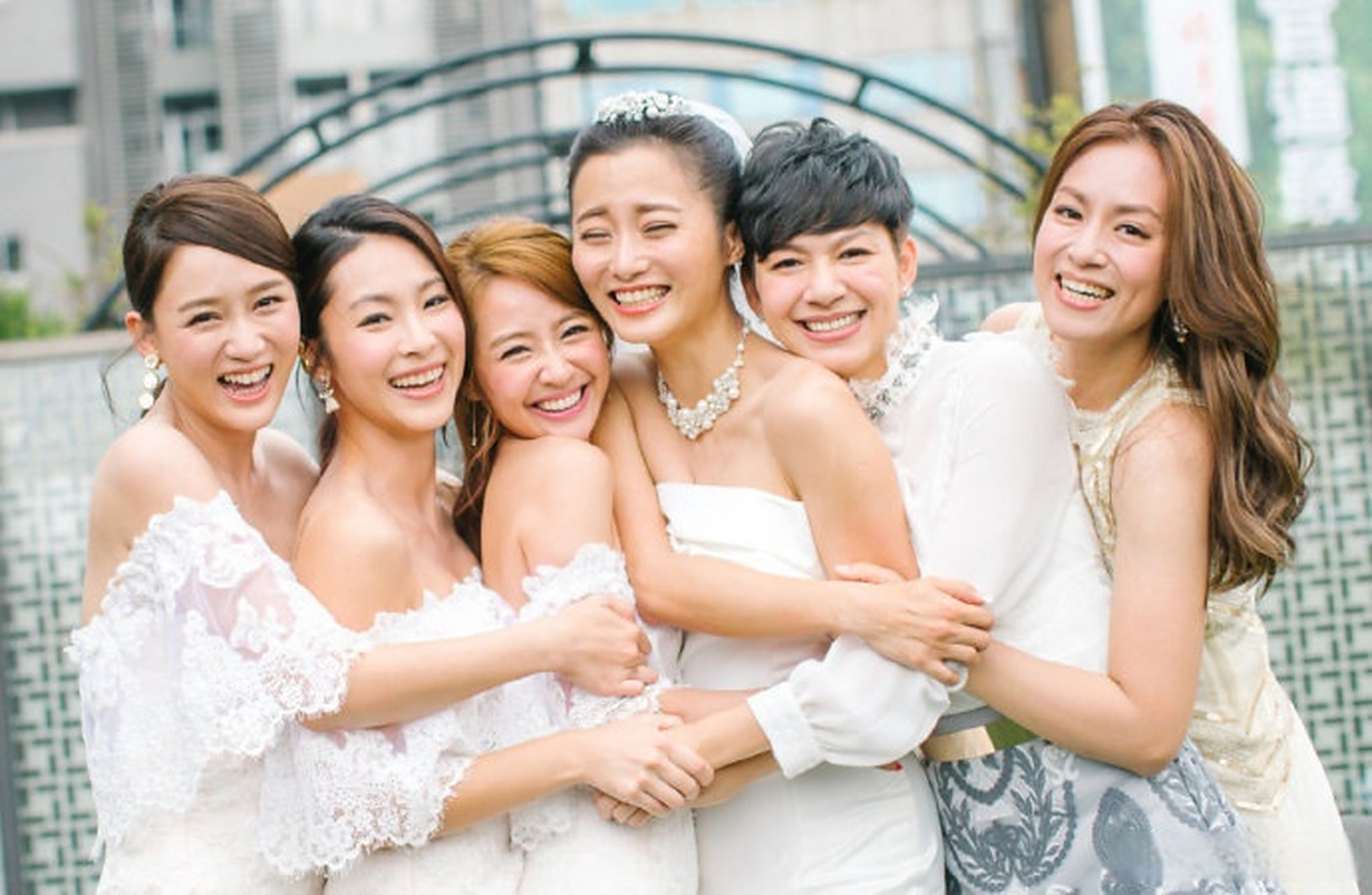 七朵花成员仔仔去世##周雳岑去世# 据台媒,台湾女子组合七朵花前吃北