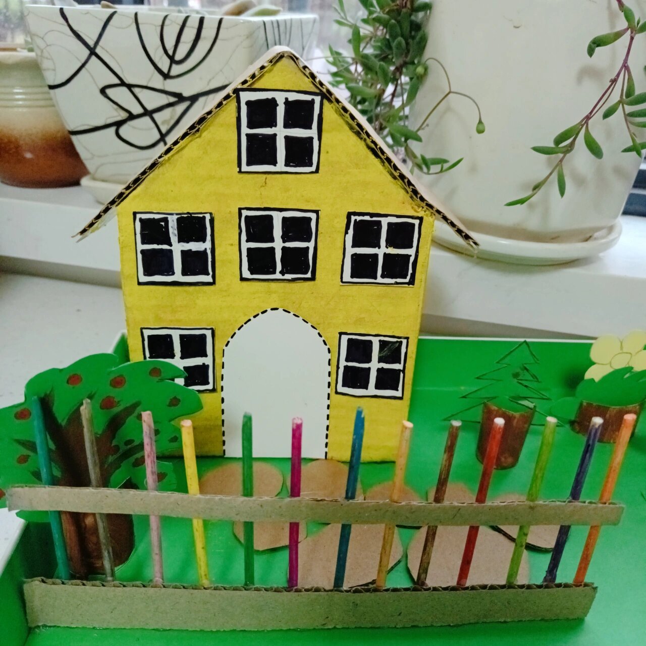 《我爱我家》幼儿园手工制作