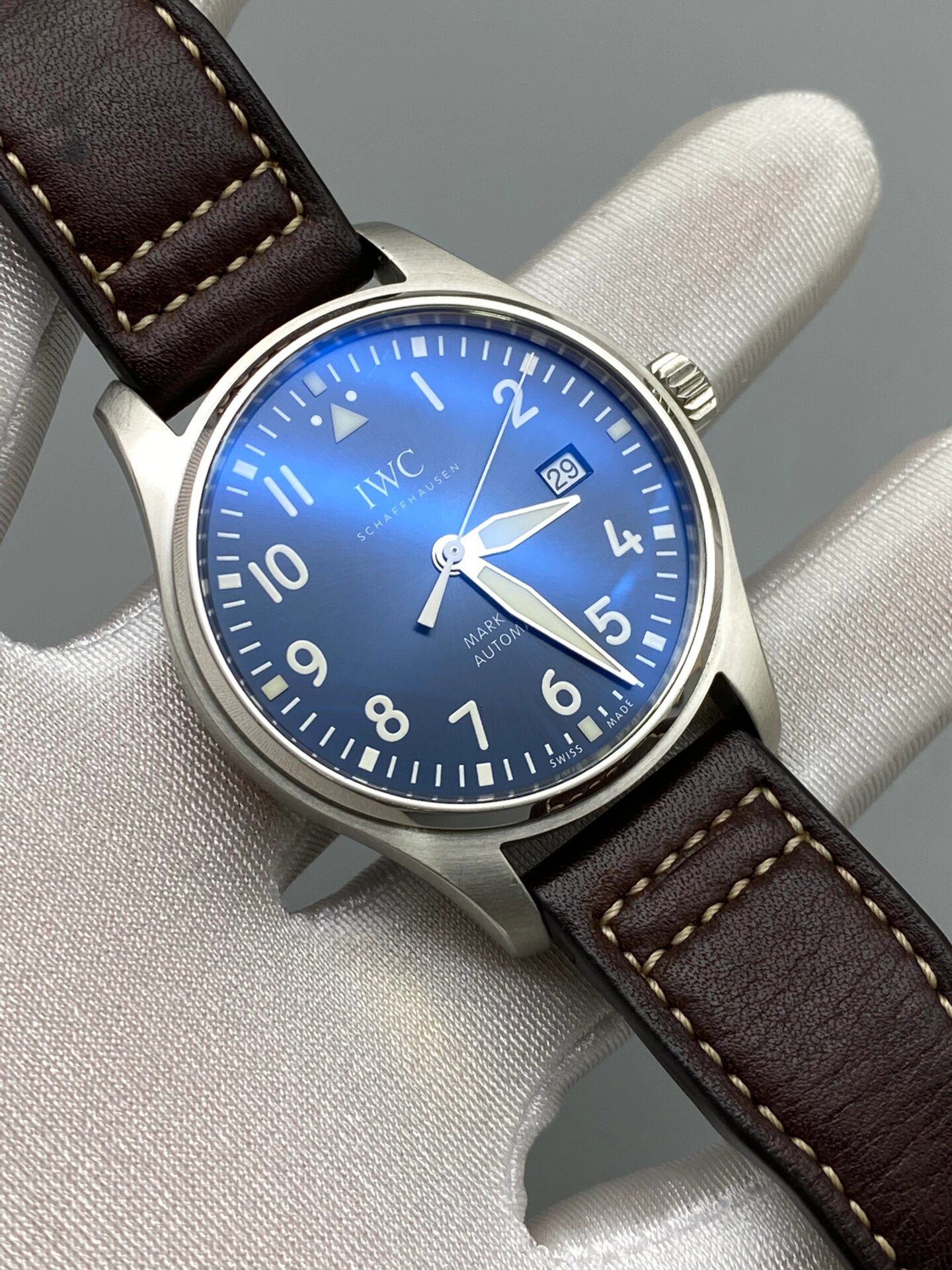 iwc万国表飞行员系列iw327010(万国马克18小王子特别版)手表,最美蓝盘