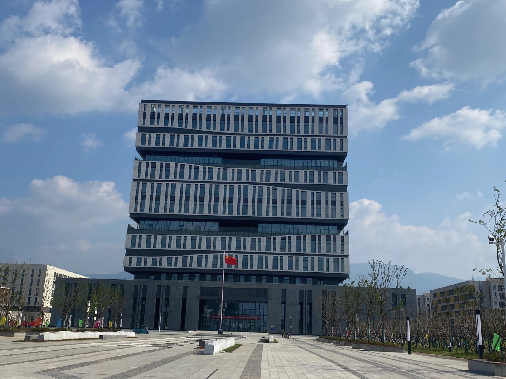 江西财经职业学院在哪个城市(江西财经职业学院在哪个城市有校区)