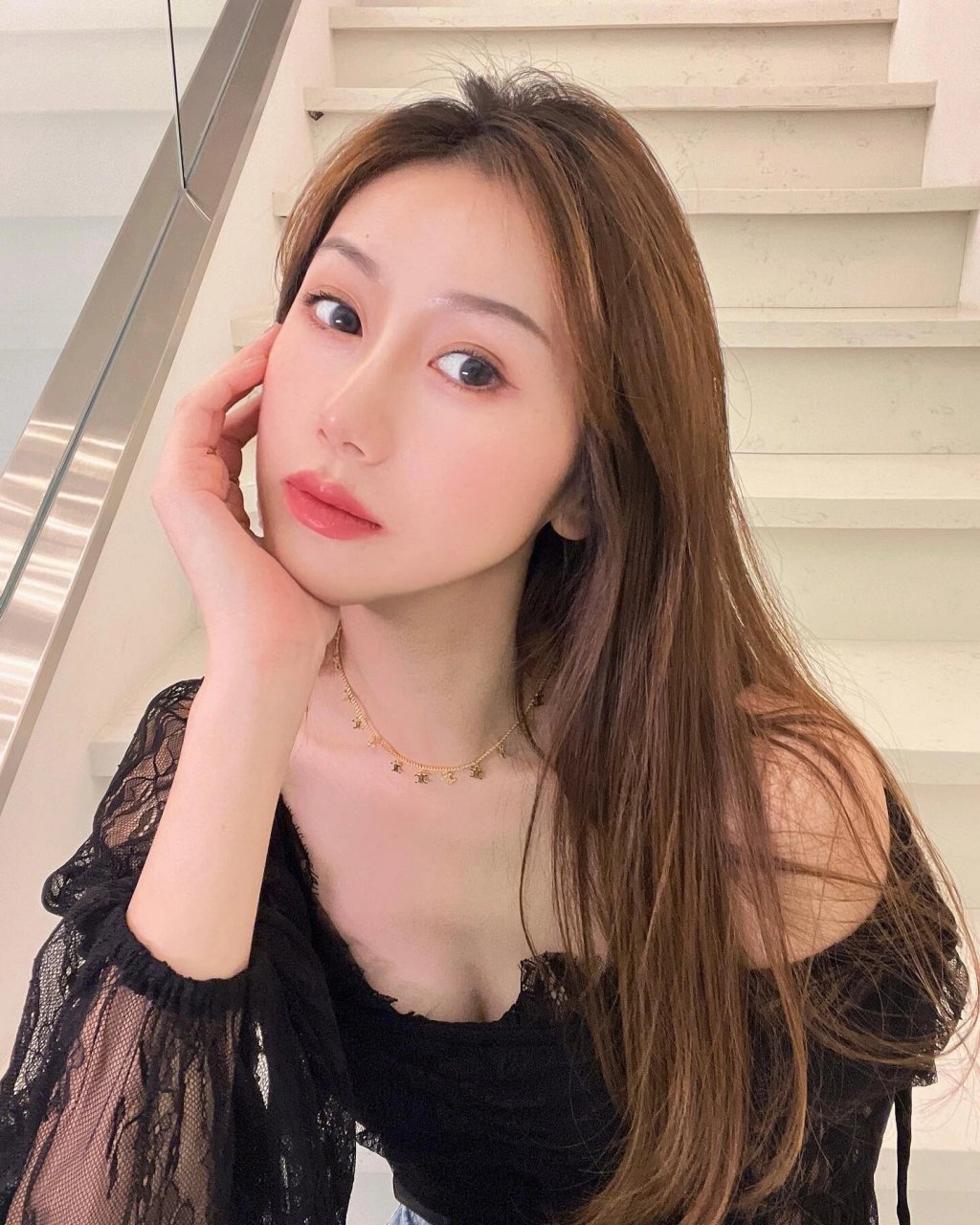 前篮球国手孙悦妻子～陈露写真 近期陈露自爆自己照片被骗子拿去当