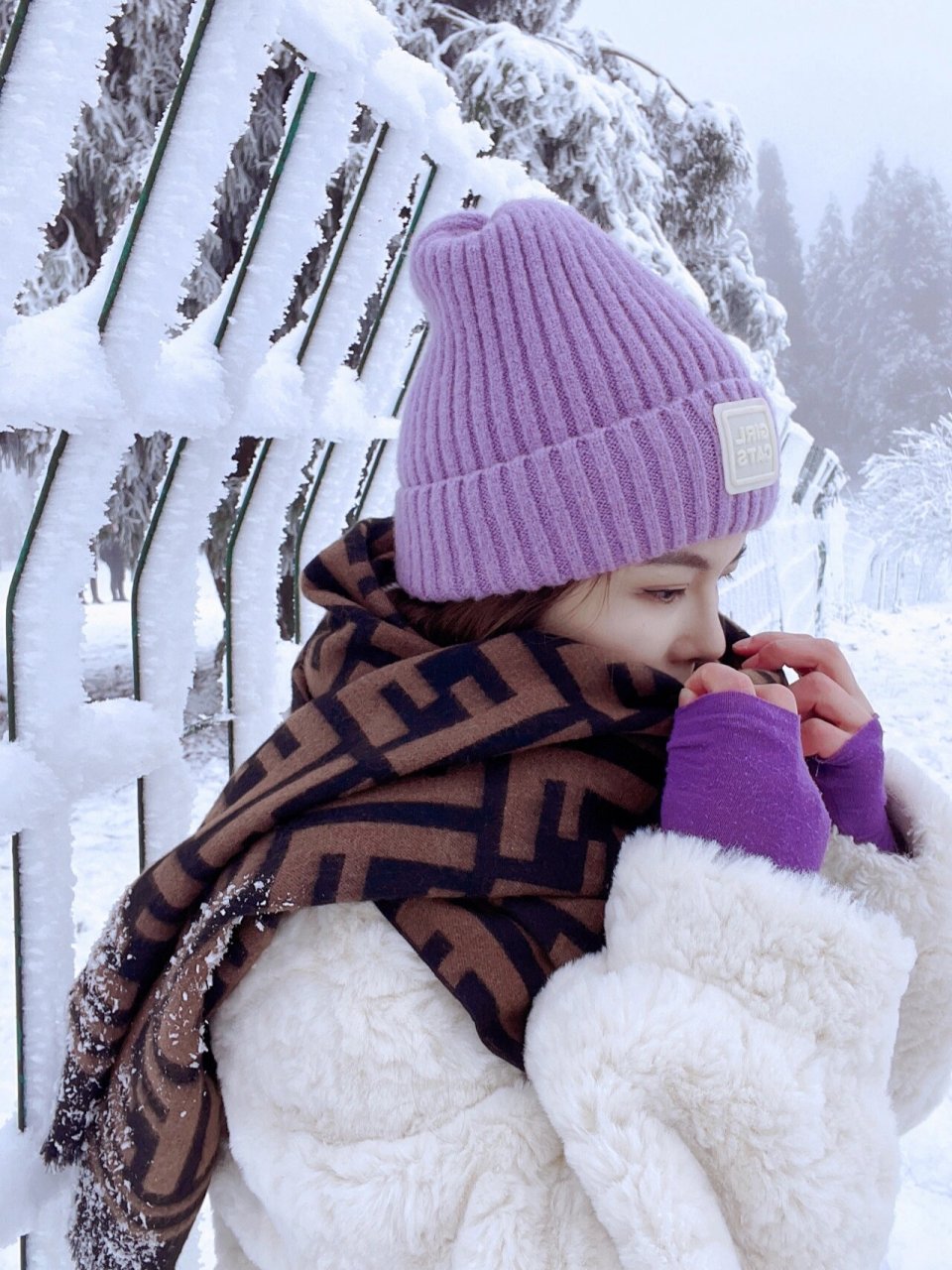 好玩推荐//   仙女山雪景【经典文案】 关于雪的经典文案: 【伤感】 1