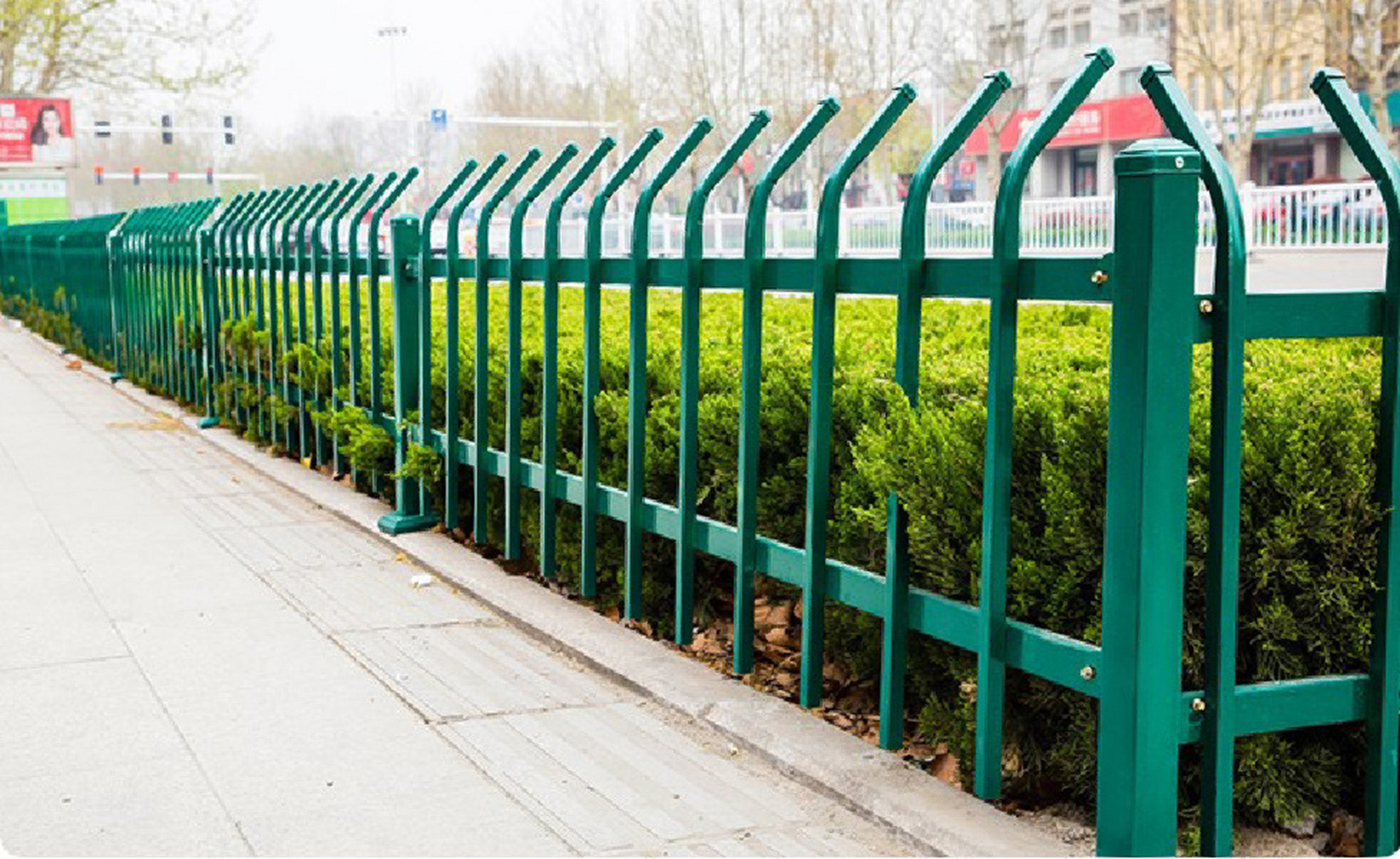 花池围栏花园栅栏绿化围栏花园草坪护栏 花园草坪护栏是指安装在草坪