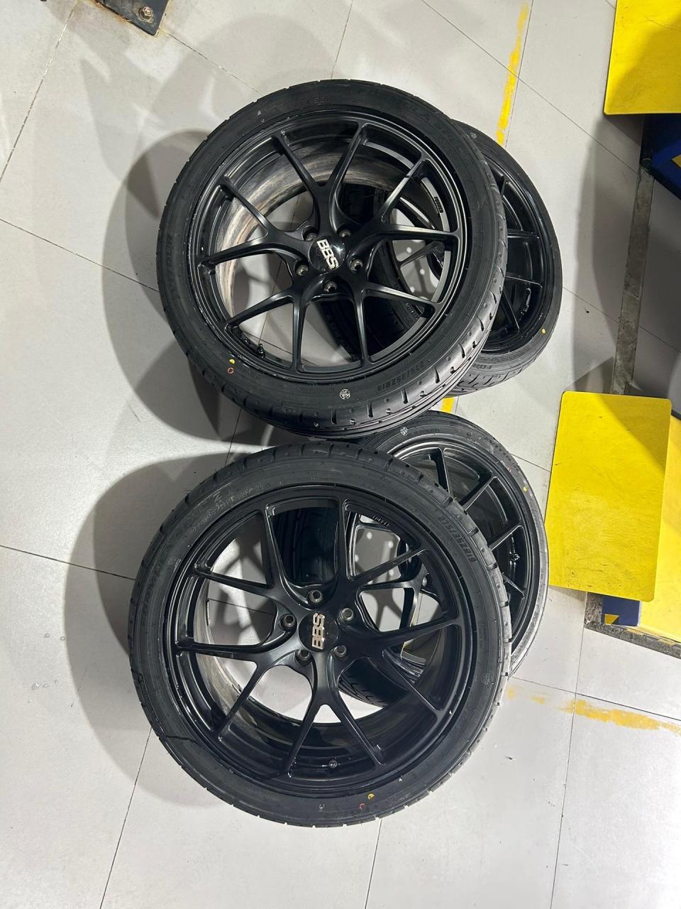 德国卫途spec z,超高性能街胎 较抓地又舒适静音,综合性能不亚于大