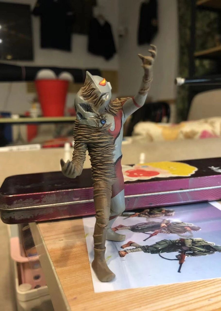 假初代奥特曼 扎拉布星人 第一个邪恶奥特曼扎拉布星人幻化的假初代