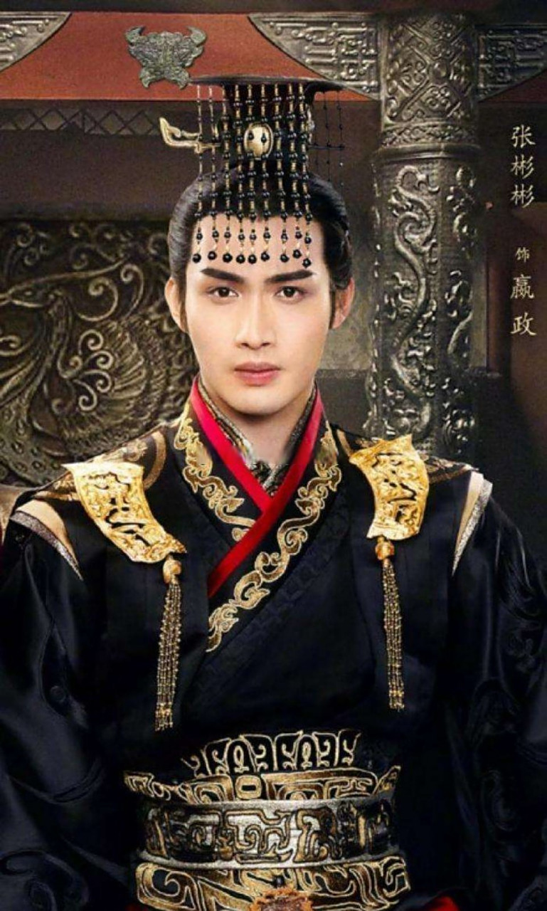 张彬彬是靠古装出圈的,更多人对他的认识也是停留在古装造型,《司藤》