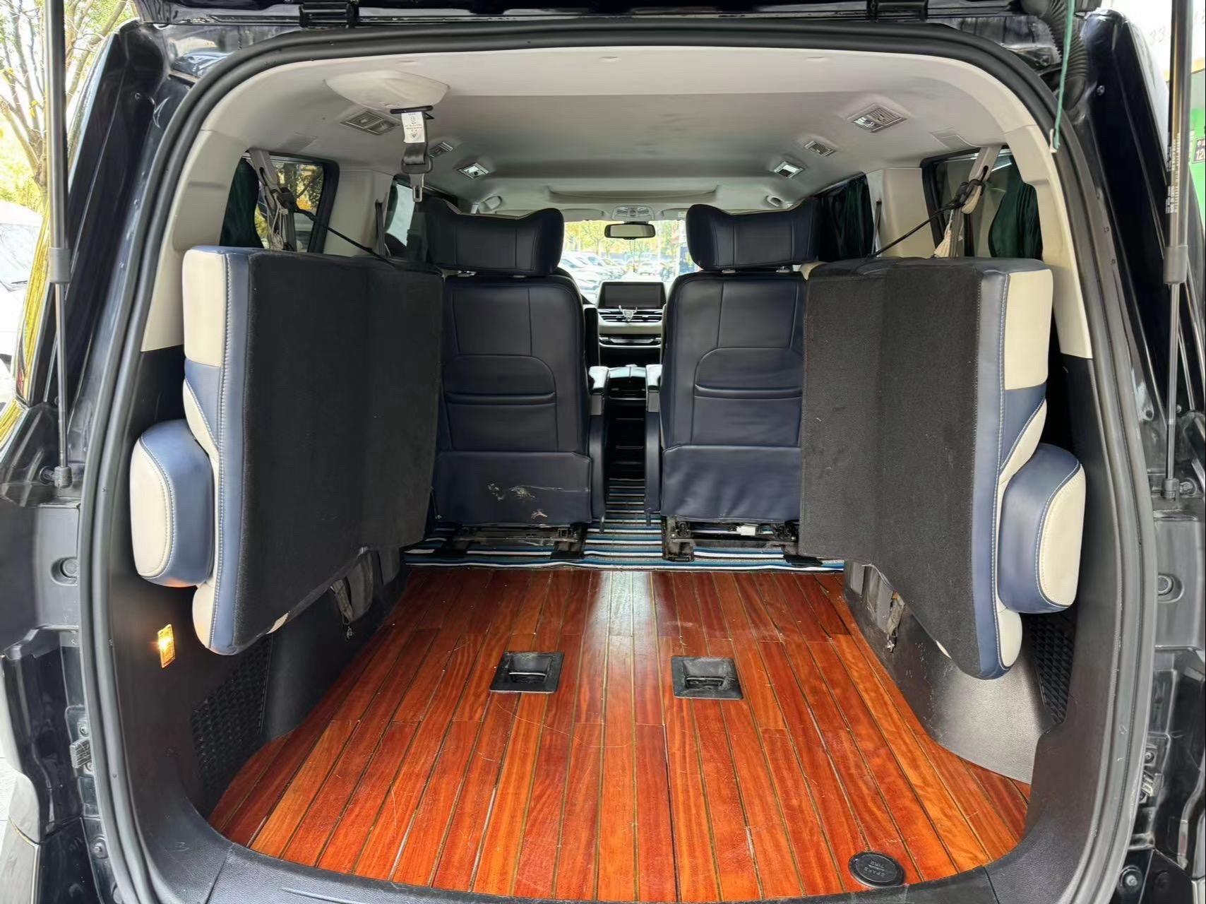 上汽大通g20豪华版商务车,旅游车 接待车,4.