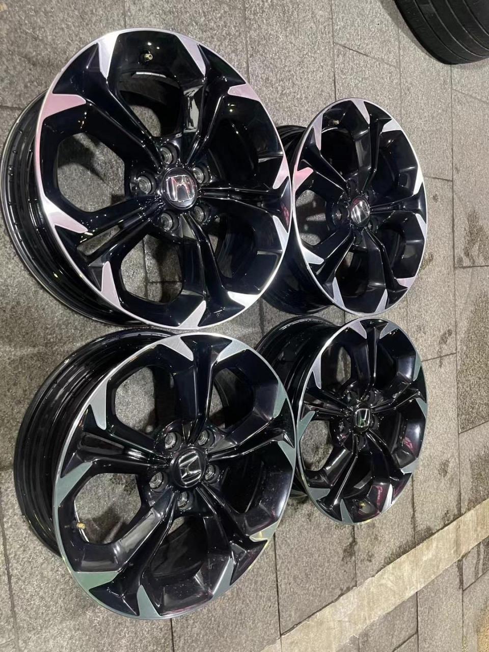 本田思域11代原厂17寸花瓣轮毂成色95新非常漂亮带原产静音模块