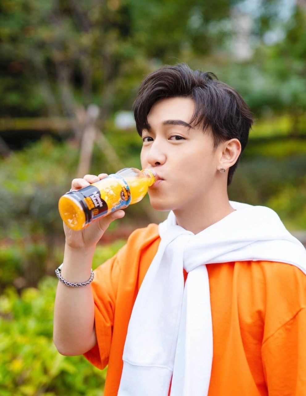 78mc张天赋这个男孩子太可爱了吧05 图片来自mc张天赋他本人的ig