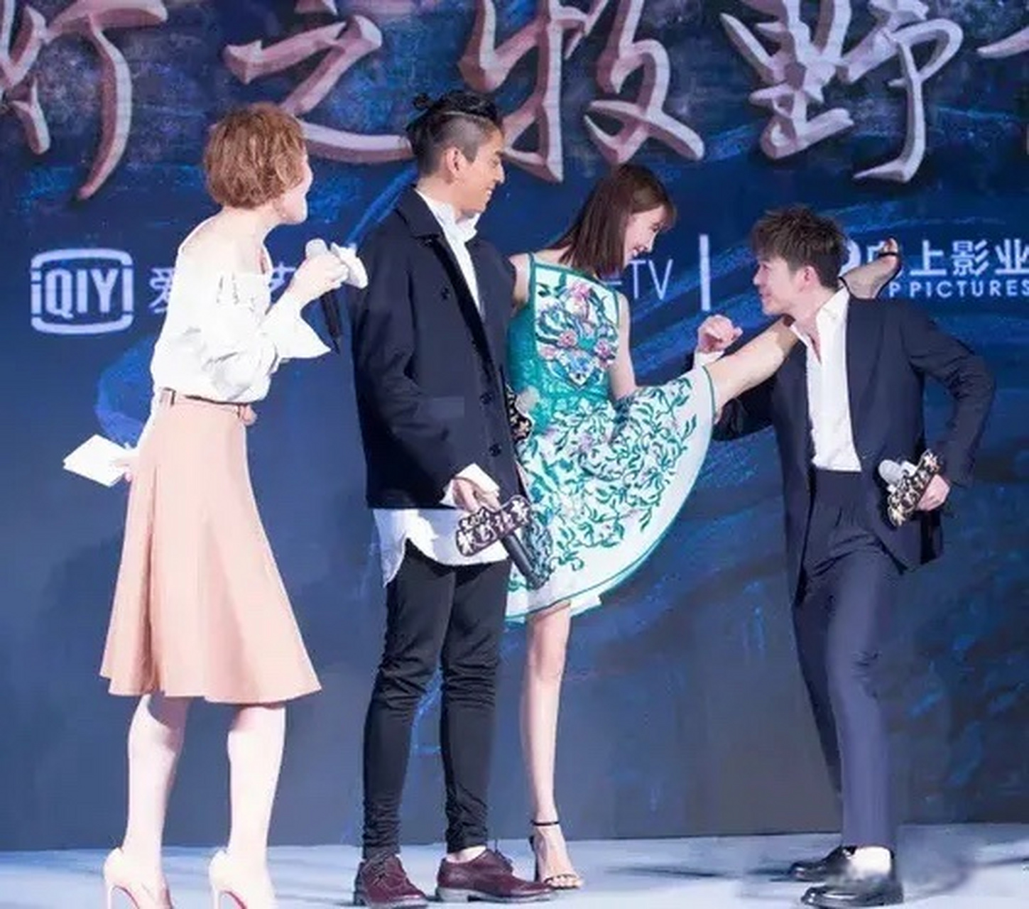 金晨这是明摆着欺负王栎鑫矮,有本事放在王大陆身上试试.