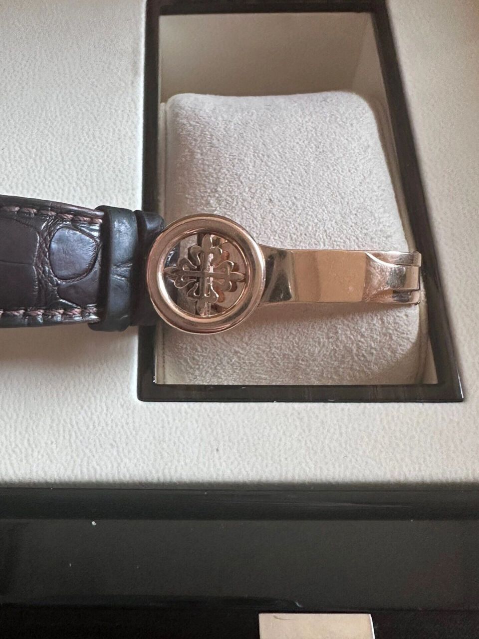 百达翡丽复杂功能计时系列5905r-001 百达翡丽复杂功能计时系列5905r