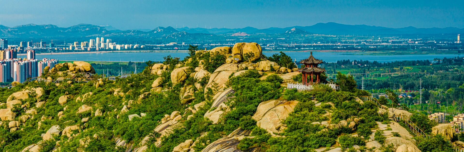 邹城护驾山