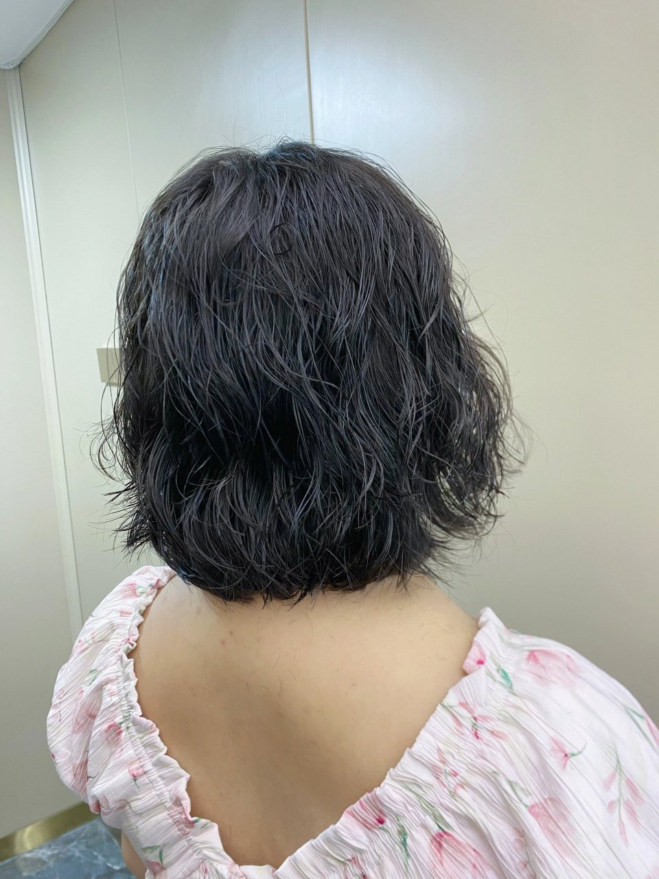 短发云朵烫 细软发质也能轻松驾驭的短发云端烫,搭配冷茶色很有质感的