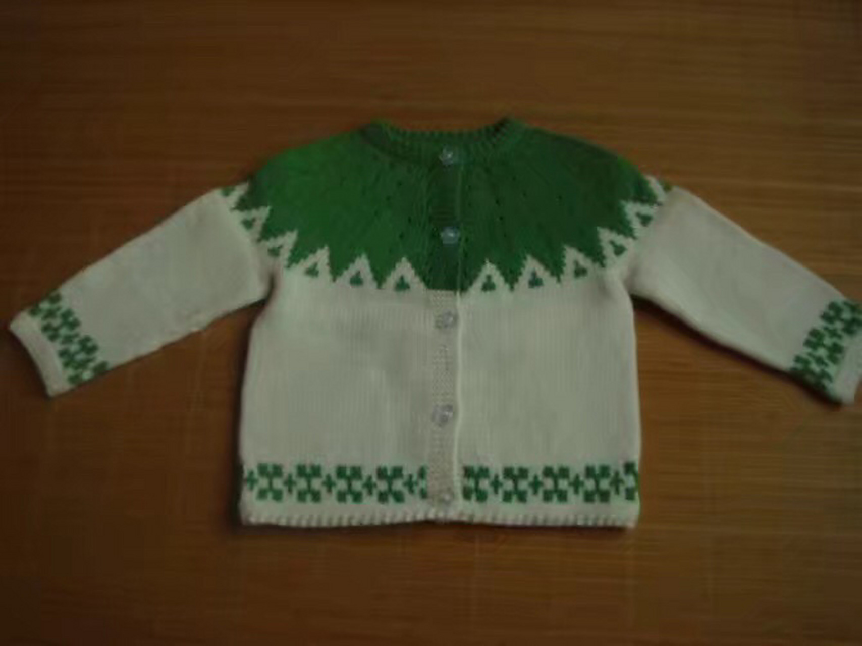 1一2岁宝宝毛衣(从上往下织 1一2岁宝宝毛衣(从上往下织,有图解)