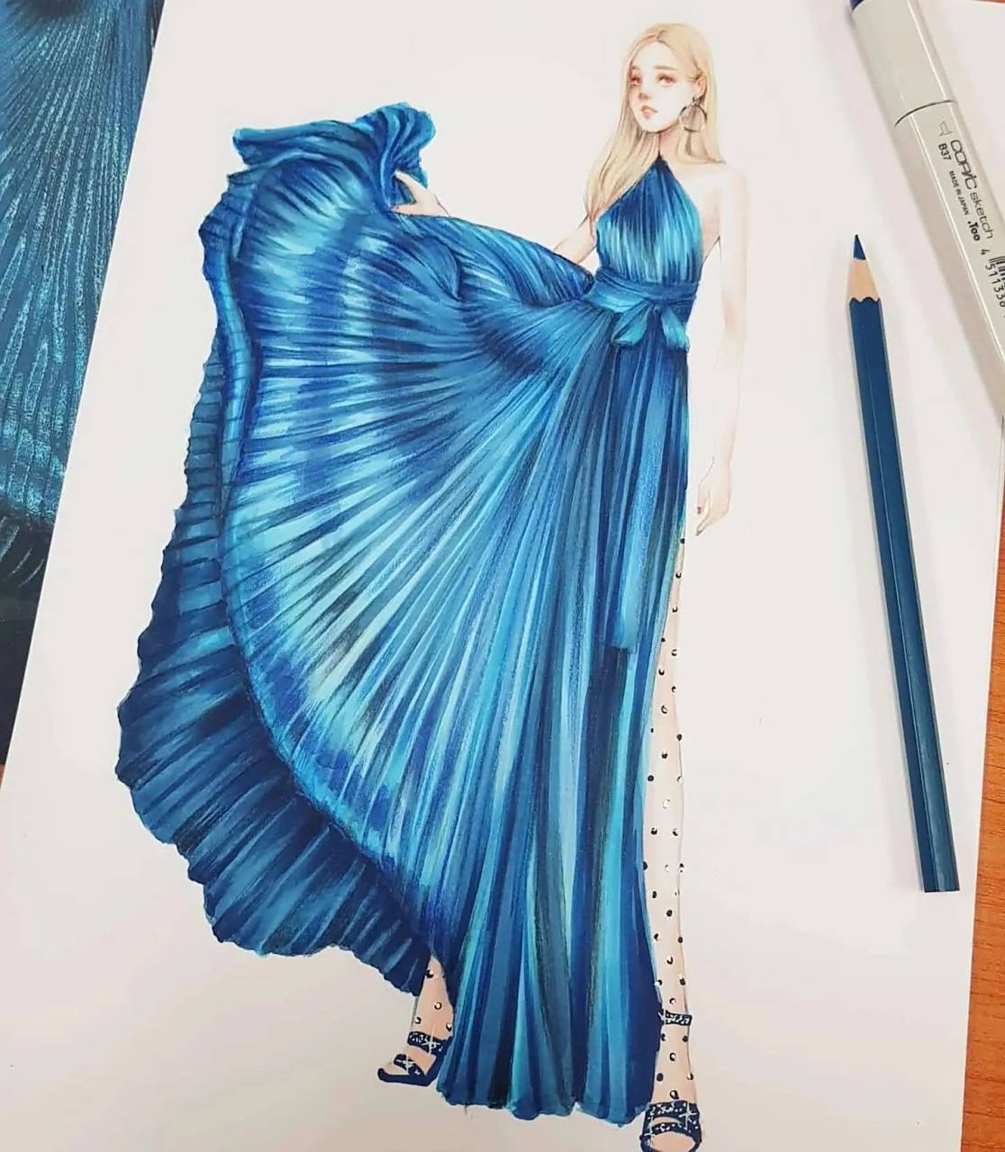 时装画 | eliesaab 礼服裙 褶皱示范