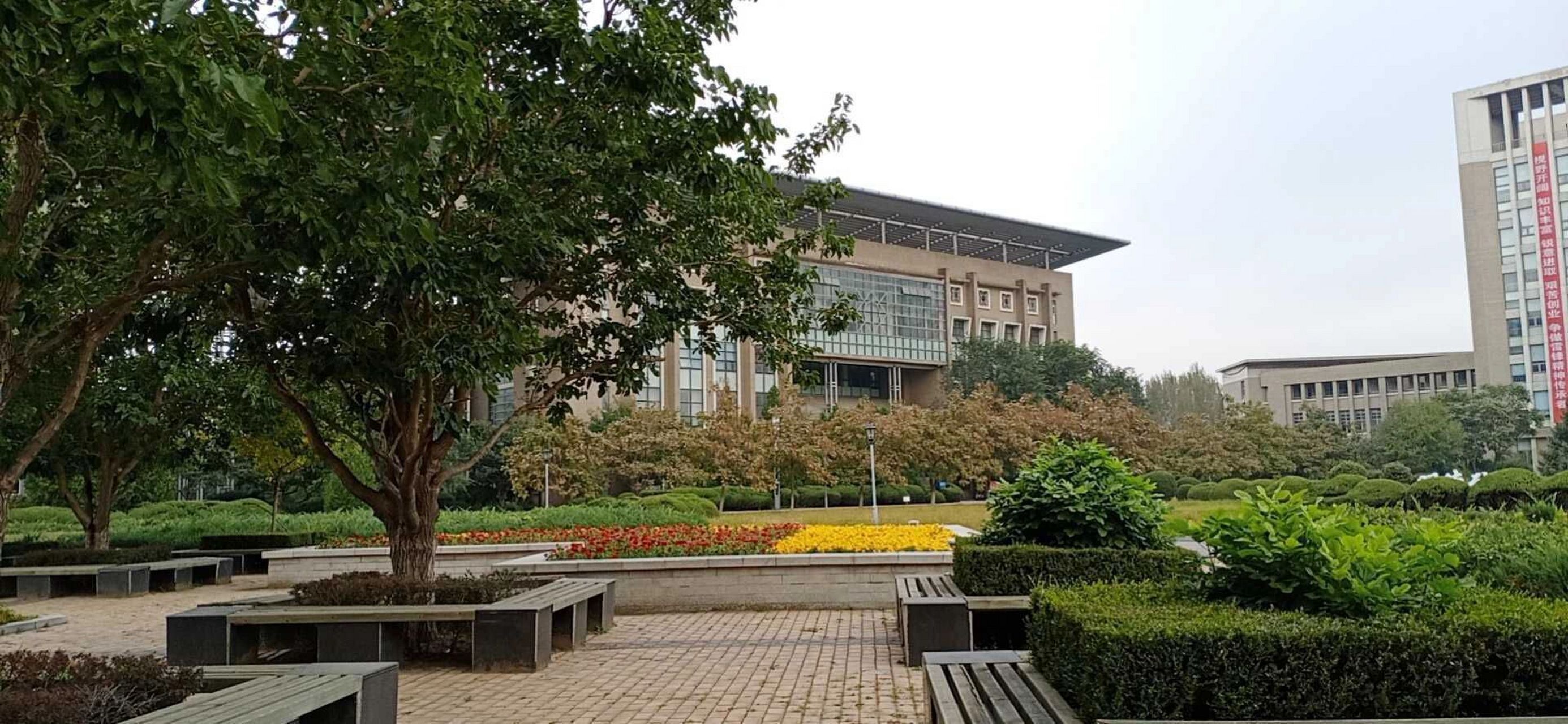 沈阳工程学院校园风光图片