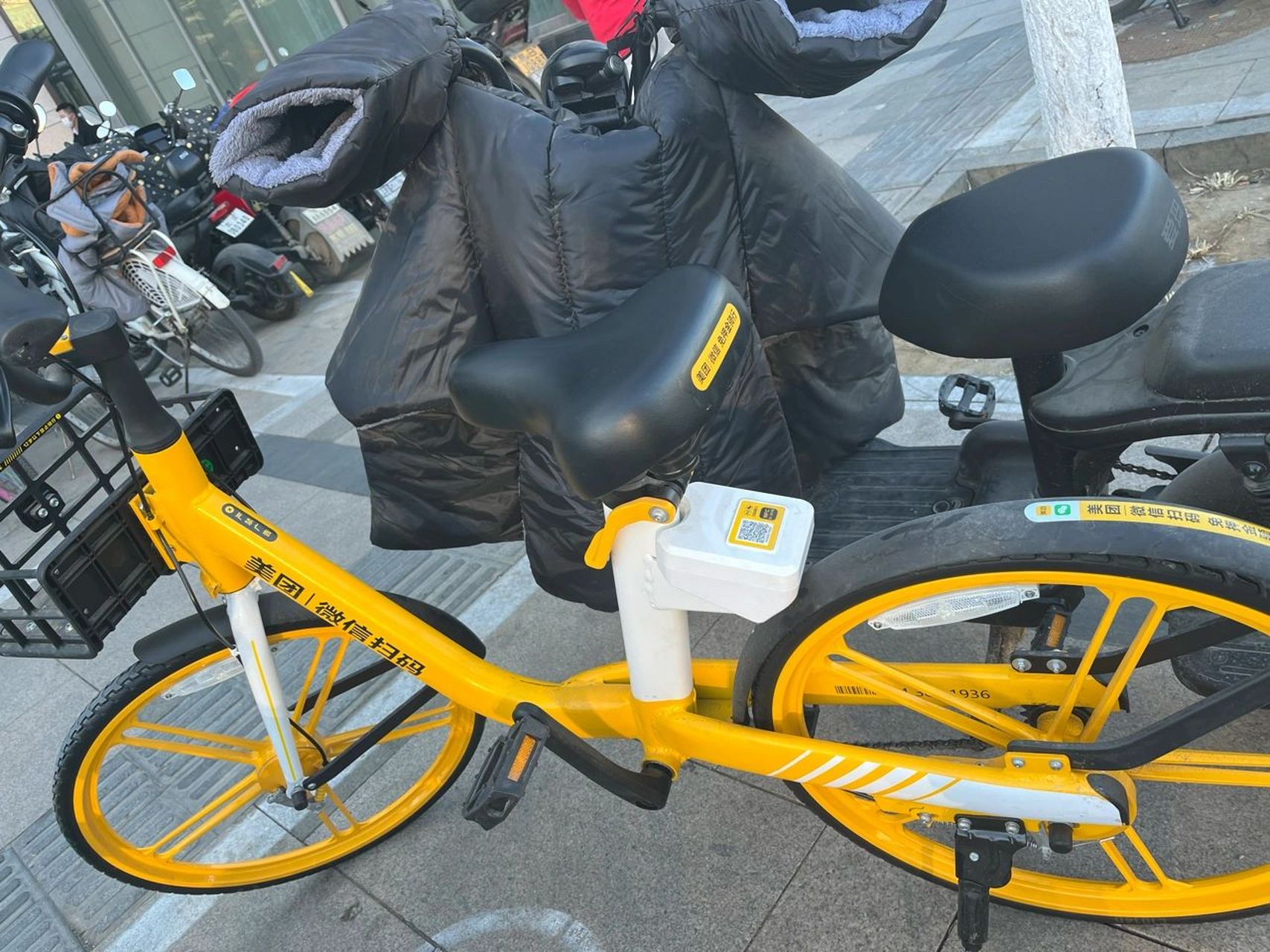 美团单车nfc无锁操作 早上扫到一辆美团单车0669♀15木有传统的