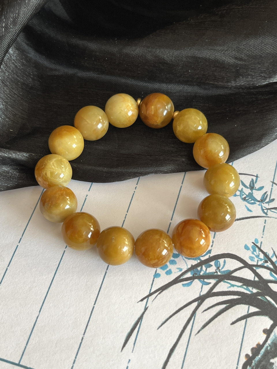 糖色·岫玉花玉玉石王手串13mm  可盘玩 这个光感绝佳,特别亮的一串