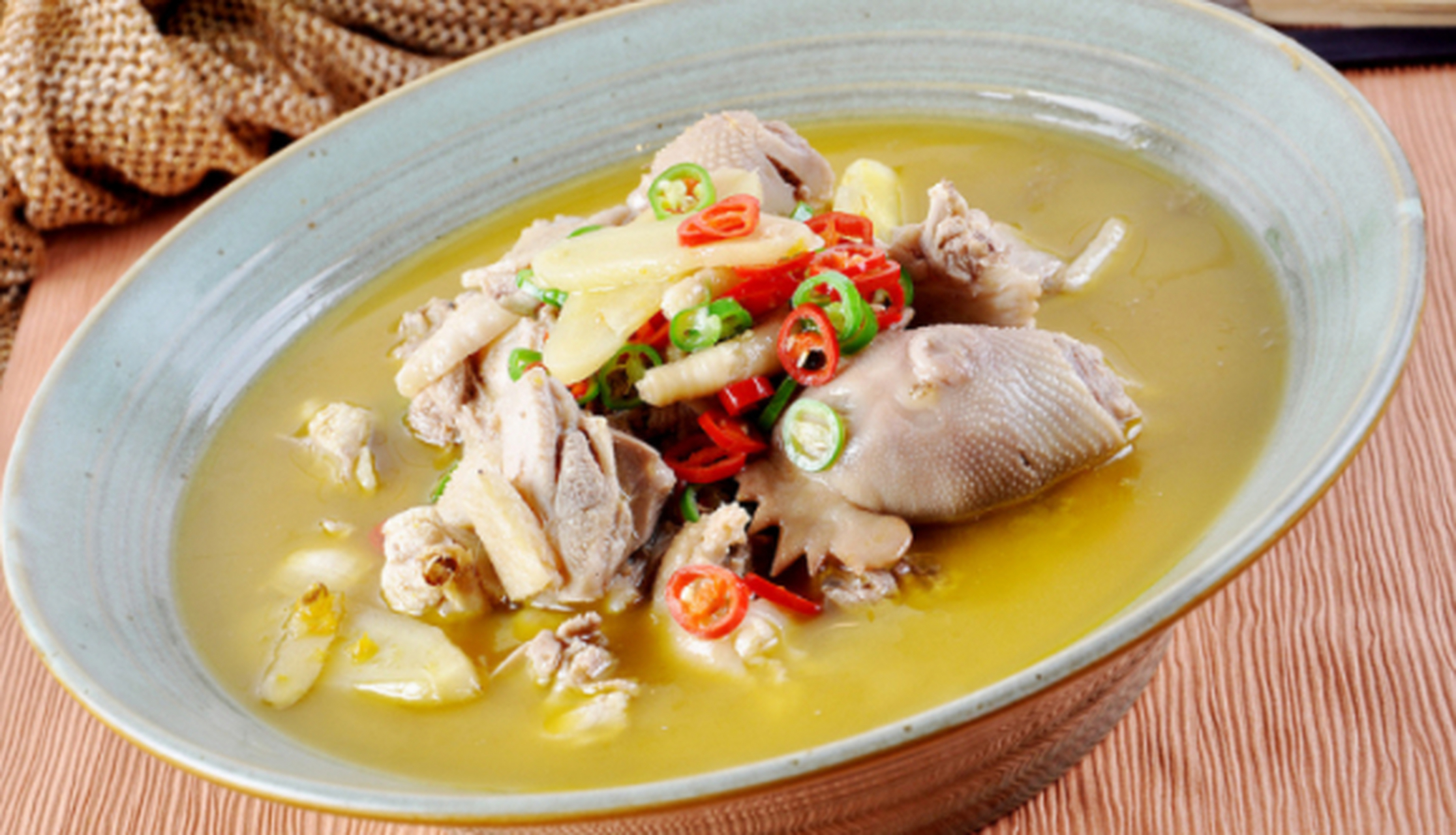 南郑泡姜鸡#美食##汉中美食##美食分享#  泡姜鸡是南郑的特色美食