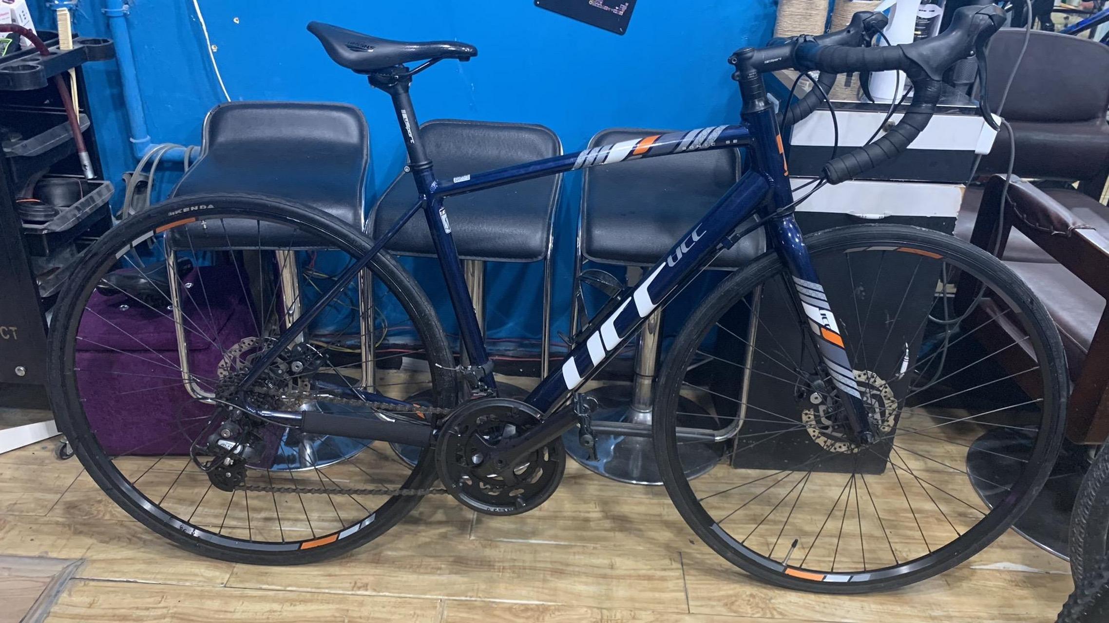 ucc索尼克se公路自行车 公路车, 去年九月份的车,嘎嘎新,轻微划痕,超