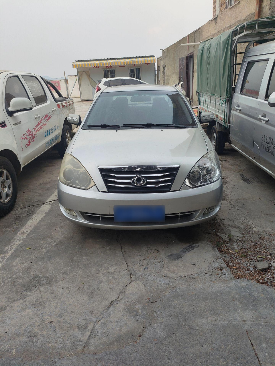 12年上牌吉利全球鹰远景车况如图价位不高几千代步练手首选手续齐全