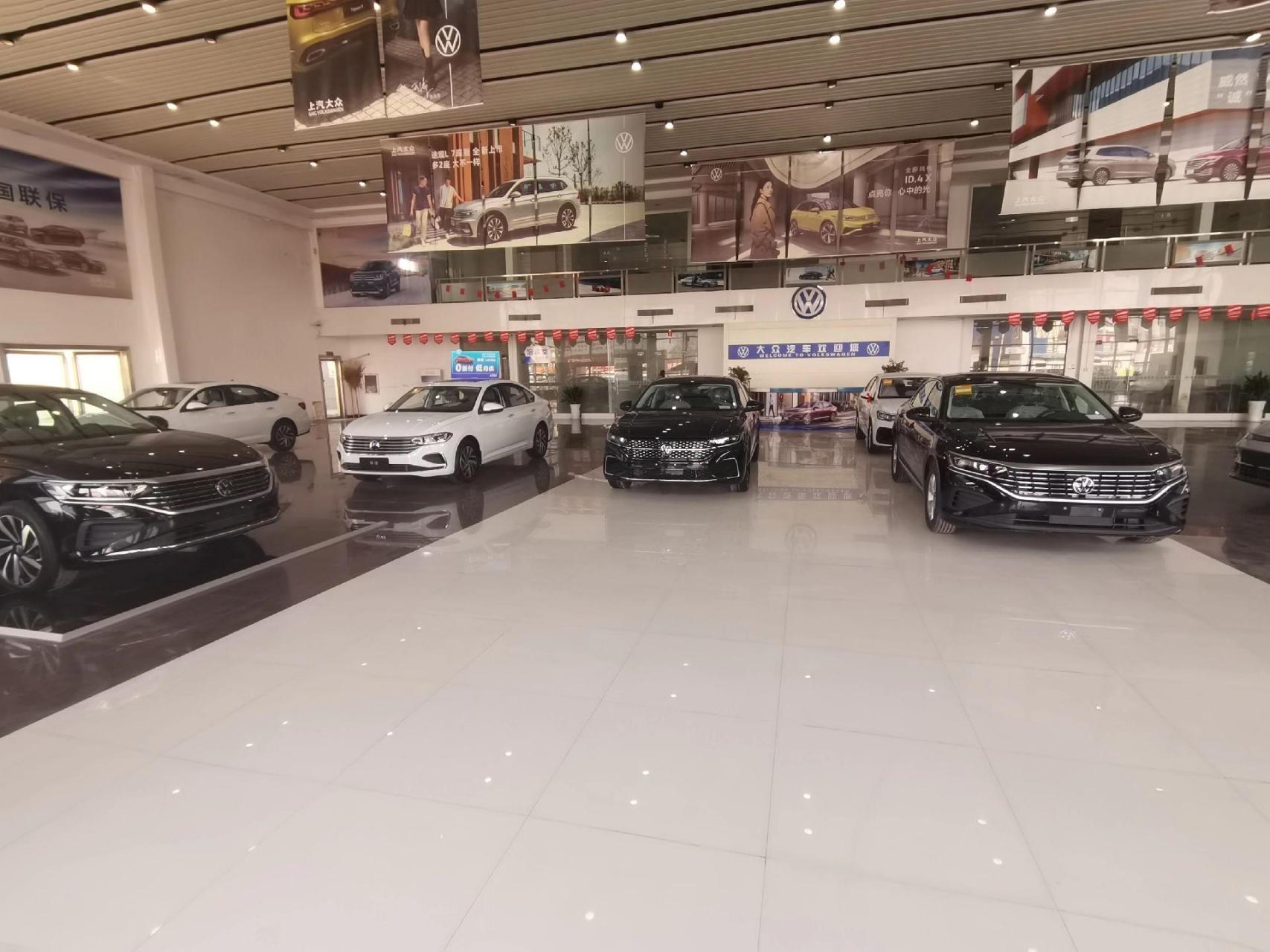 商丘广众24款现车,合格证随车,分期0首付,低首付24款帕萨特1819,24款