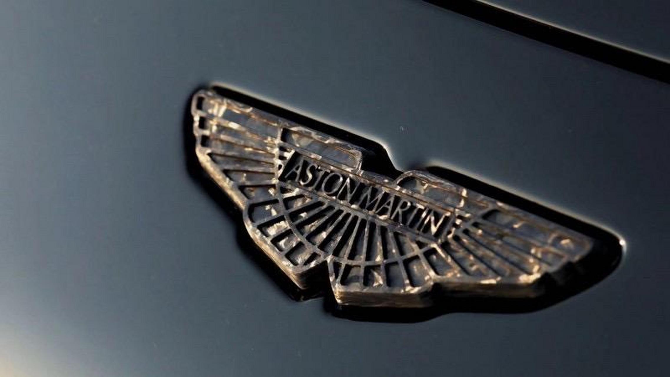 阿斯顿马丁 vantage coupe.