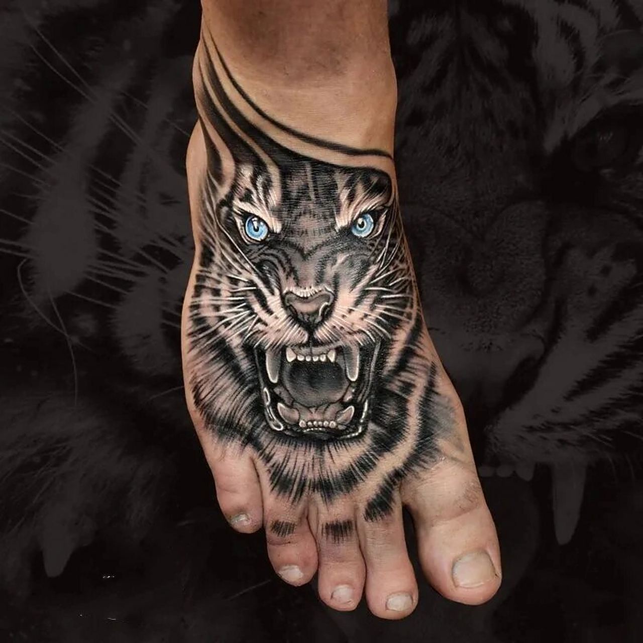 脚面纹身欣赏 狠人系列之脚面纹身