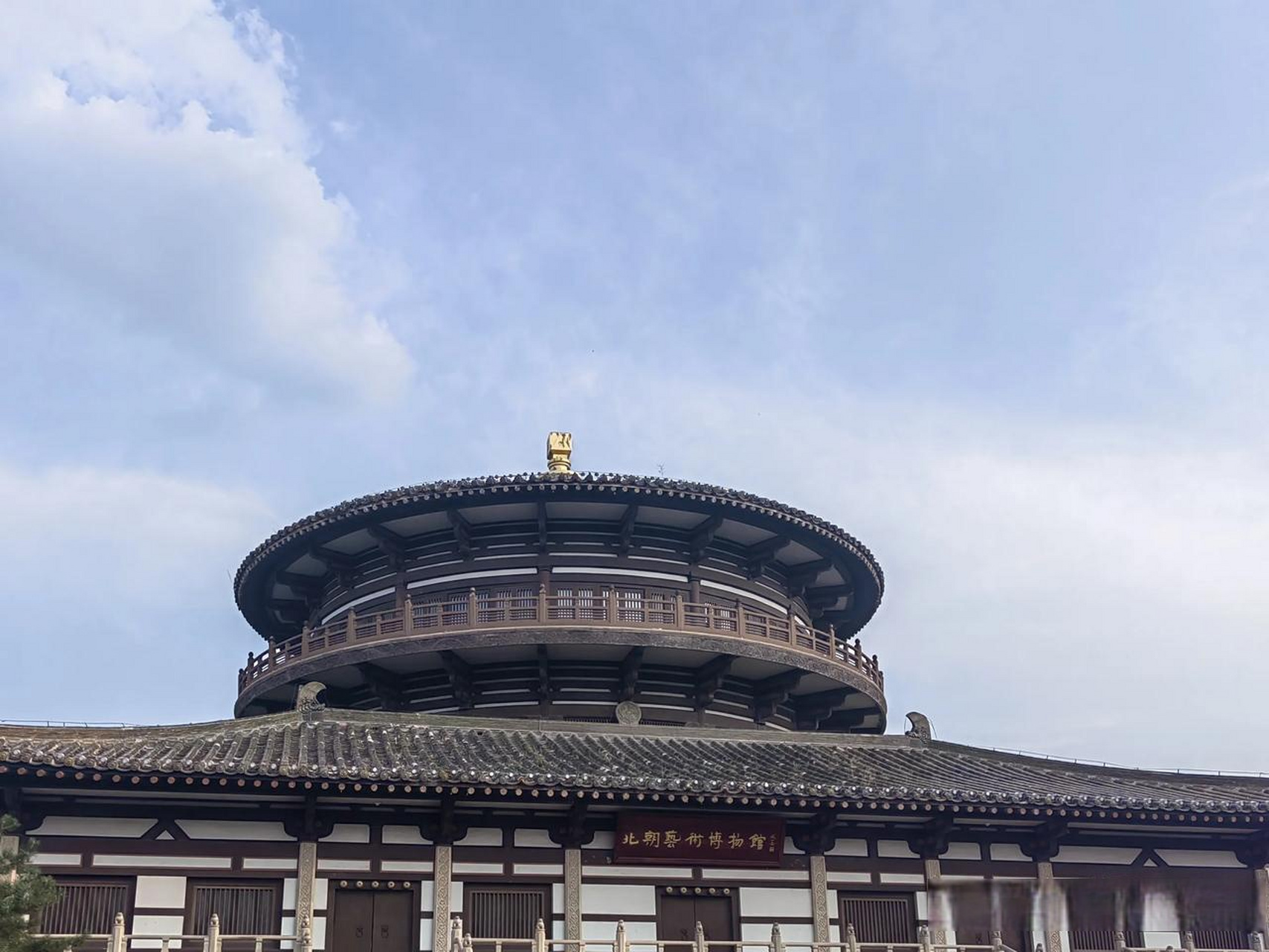 大同明堂里北朝艺术博物馆的介绍 北朝艺术博物馆就位于大同市北魏