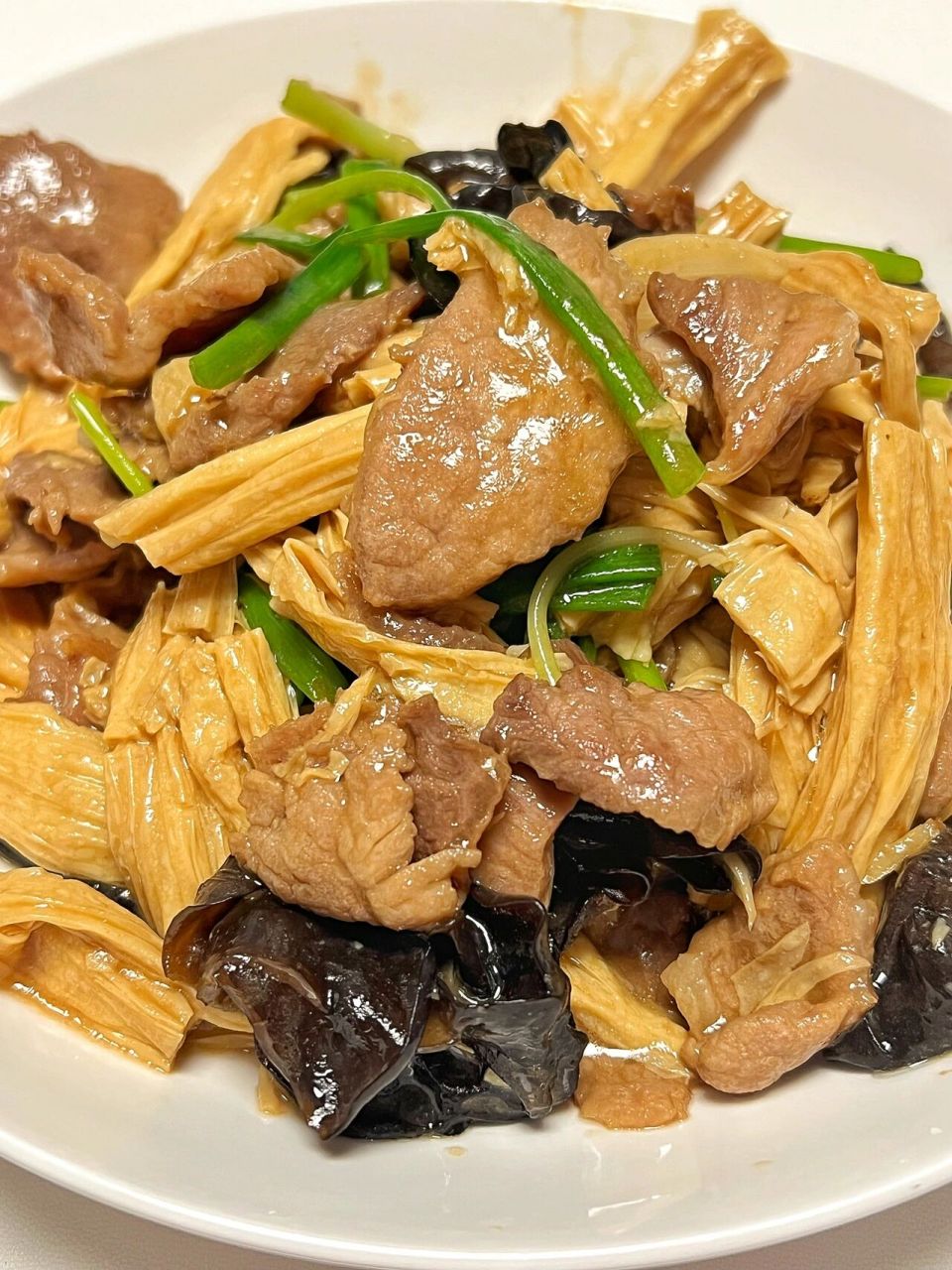 腐竹炒肉|答应我别吃太多饭好吗6315 今天来做一道腐竹木耳炒肉