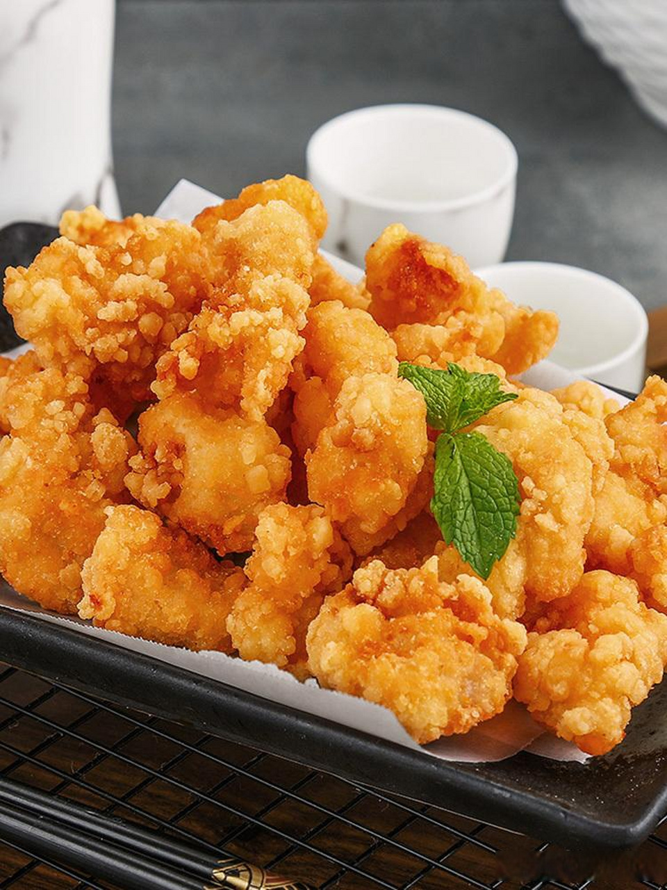 春雪爆汁鸡米花,个大肉厚超满足,营养美味很放心,足以和kfc的鸡米花相