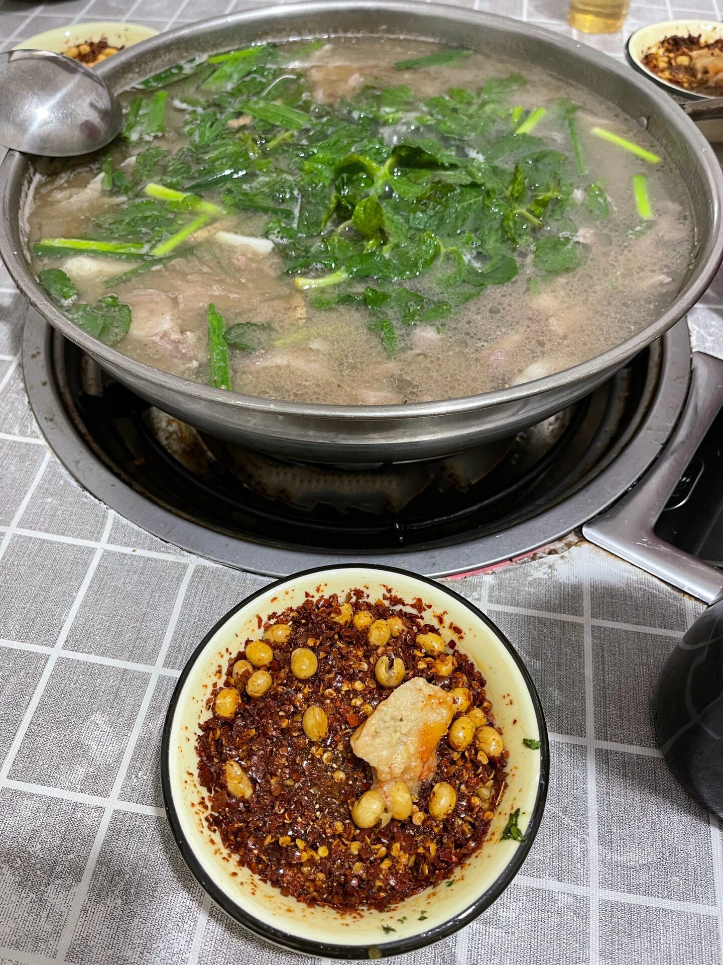 花江狗肉蘸料图片