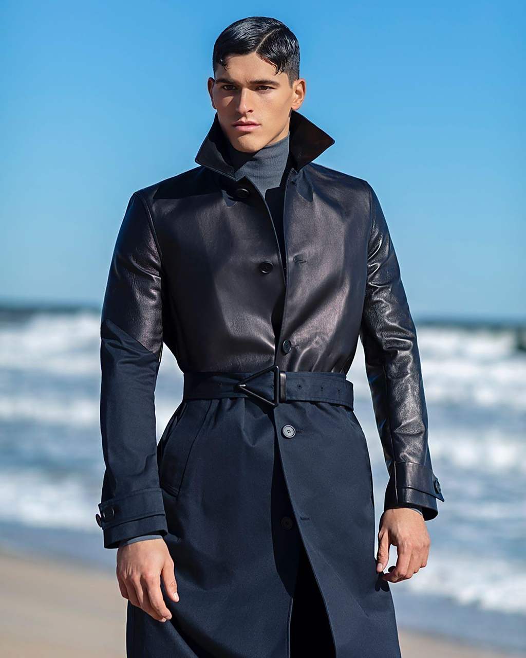 最近,美国新生代男模 trevor signorino(特雷弗·西格诺里诺)宣布订婚