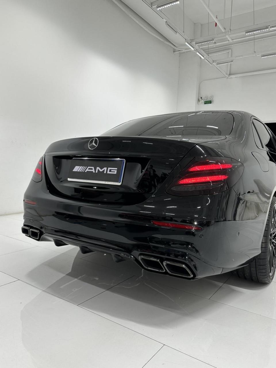 奔驰e级 升级 黑武士 amg套件 1.