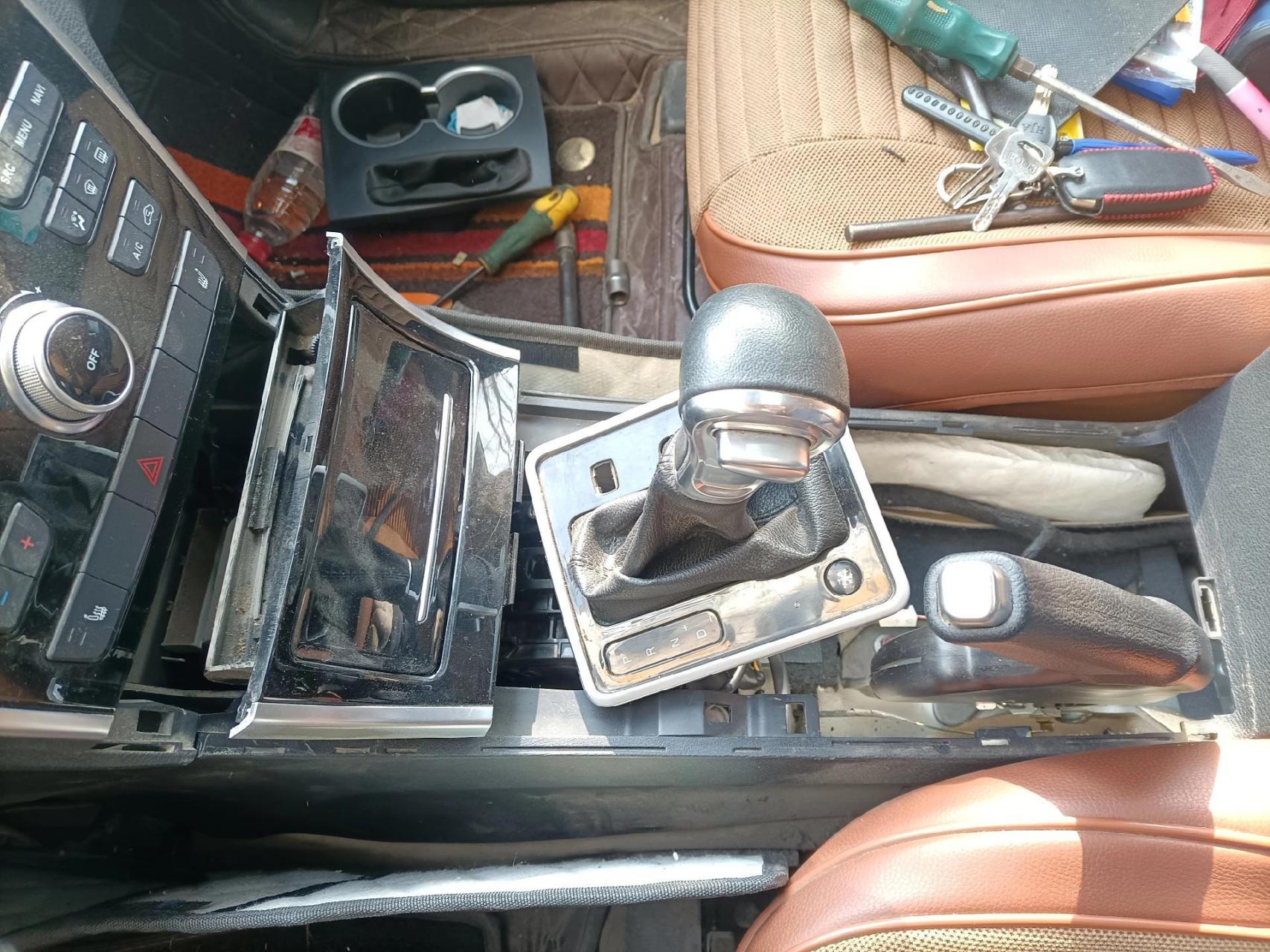 哈弗h2解不了p挡,更换电磁阀,档位开关,比起更换总成更有性价比.