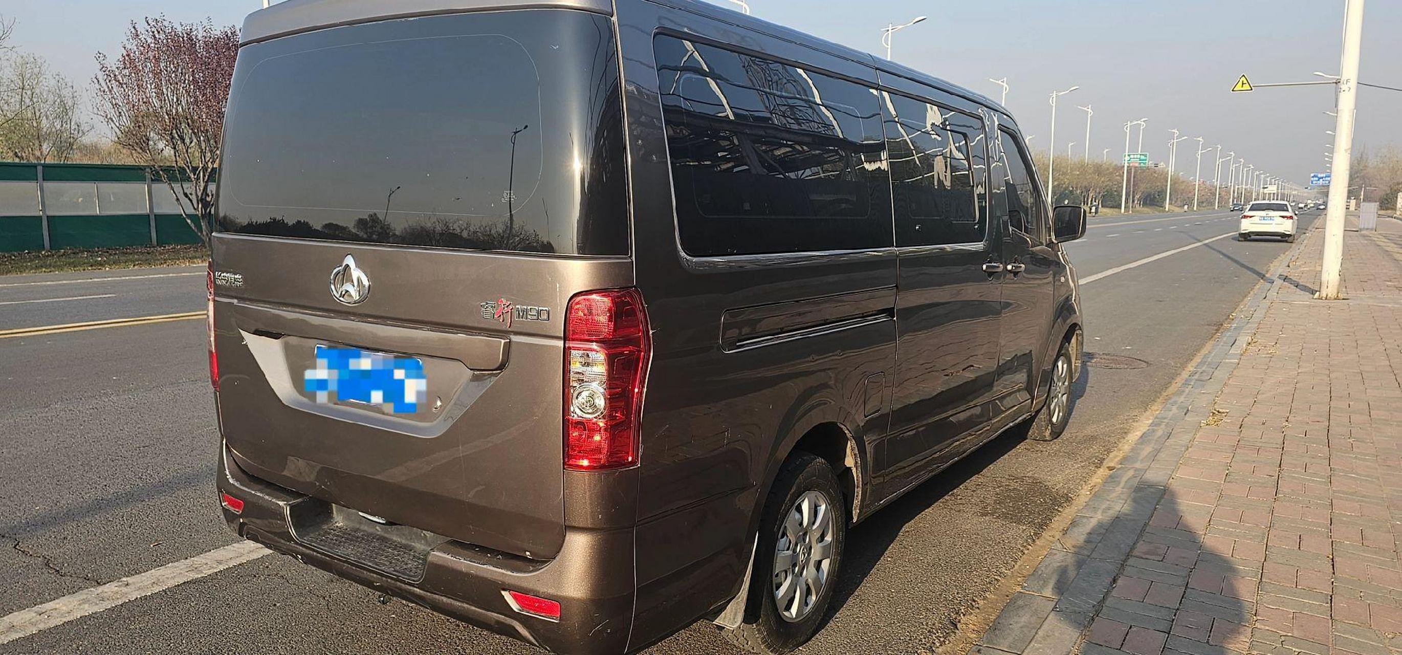 2021年上牌长安睿行m90面包车,超大面包车,2.