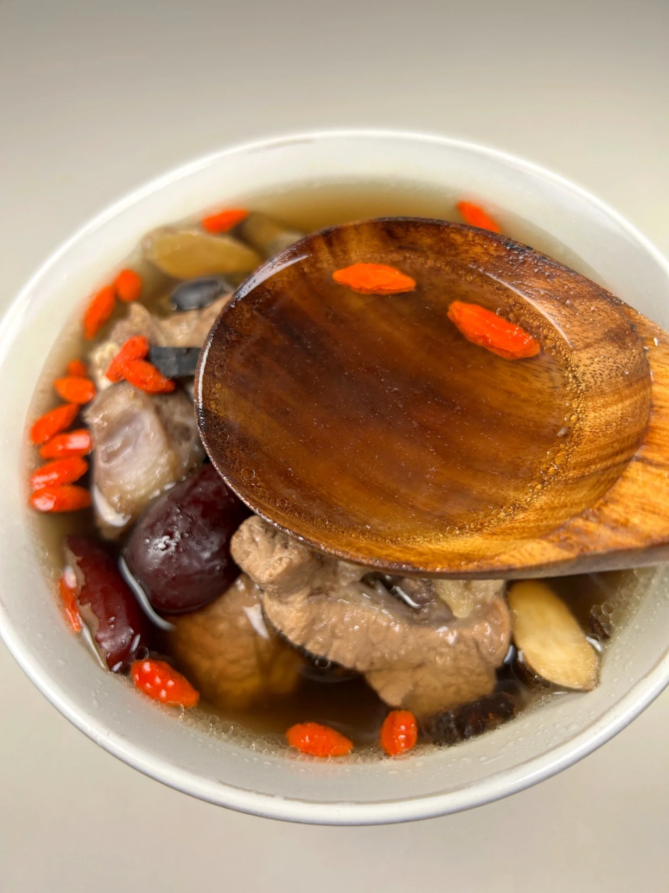 9215秋冬养肾|牛大力巴戟杜仲煲汤|补肾壮腰6015 都说"肾为