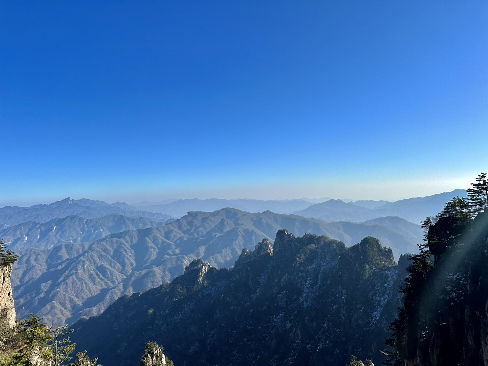 老君山的金顶!实在是太美了 山上的风景永远是最好的!