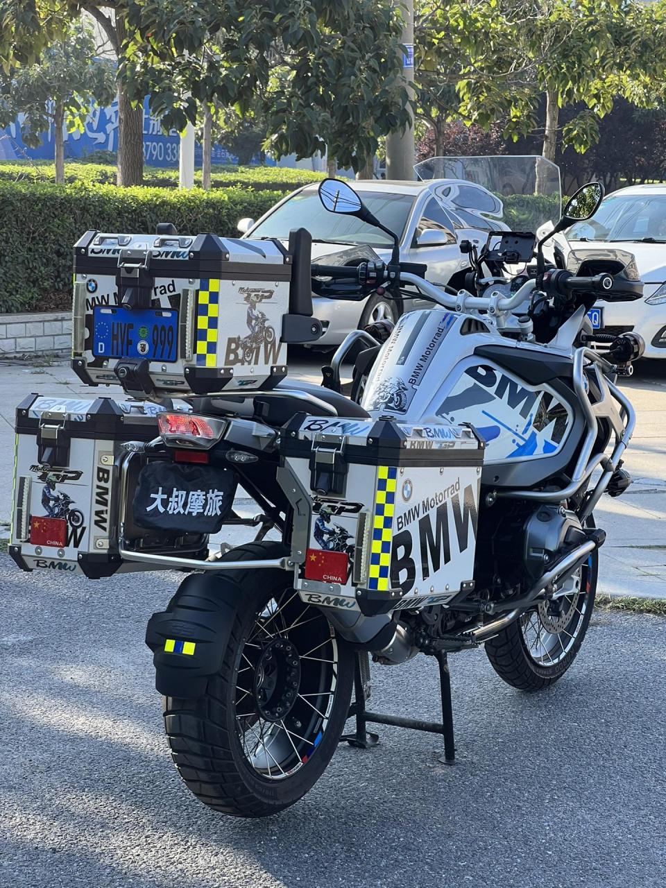 宝马水鸟1200adv 年份:2018 里程:23000 三箱,延长杠,w厂大脚,大灯