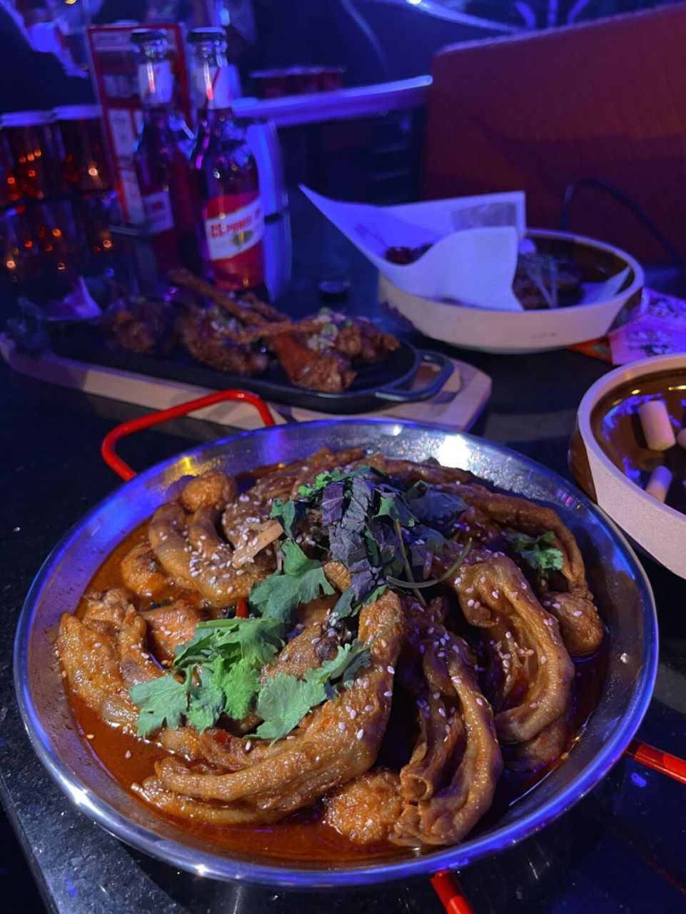 一元12支百威啤酒91无低消无门槛蹦迪你信吗 御姐南宁探店/辰色酒馆