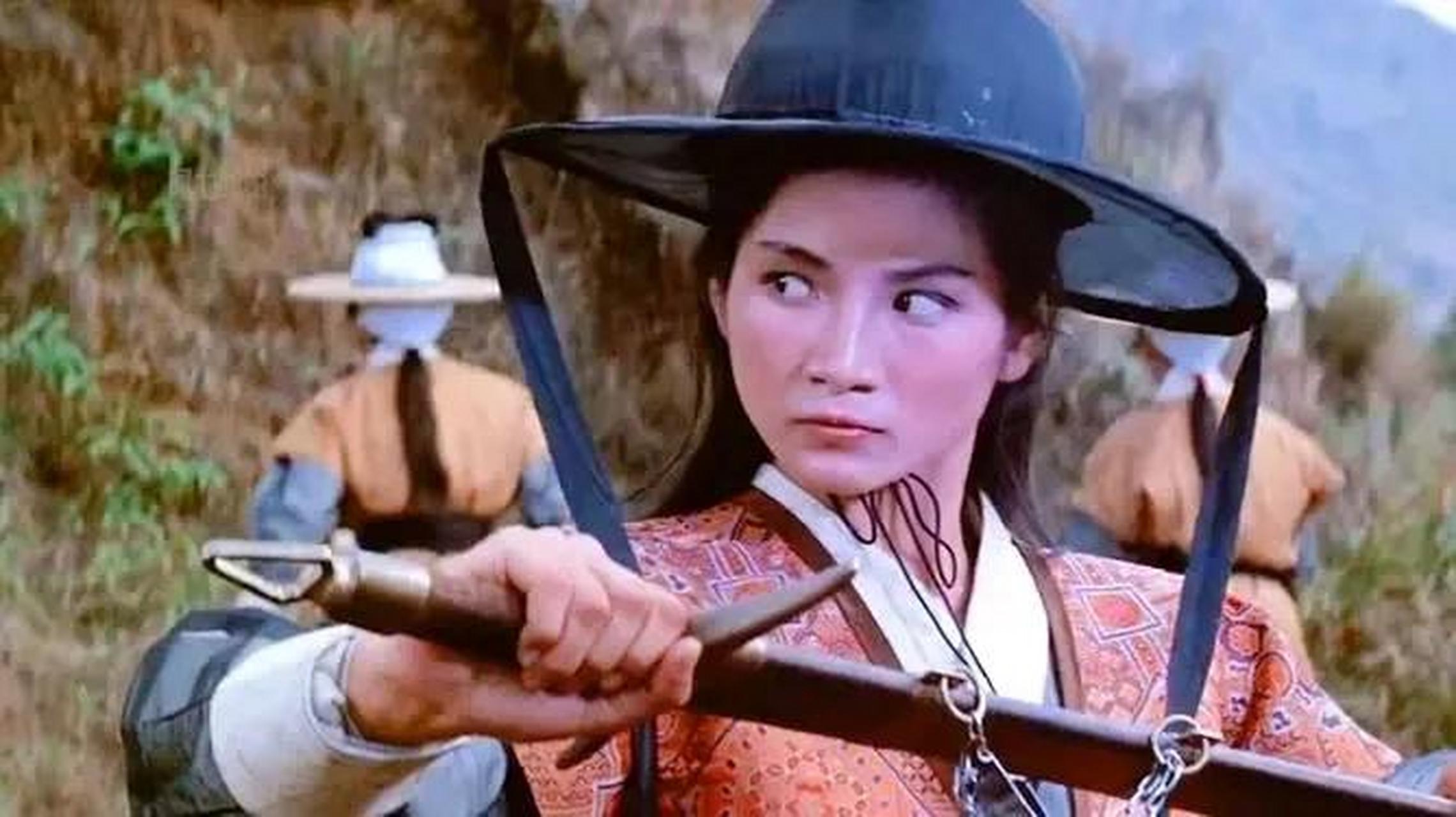 60年代老港片侠女形象《大醉侠》中的金燕子,李连杰