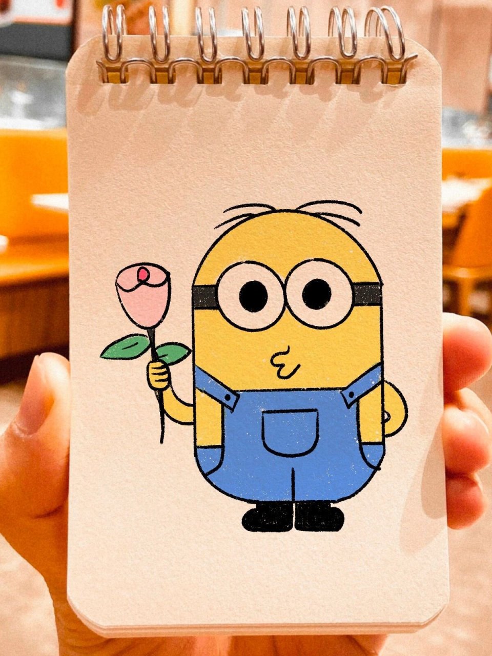 小黄人绘画过程图～挑战100天简笔画的第18天 今天画的是可爱的小黄人