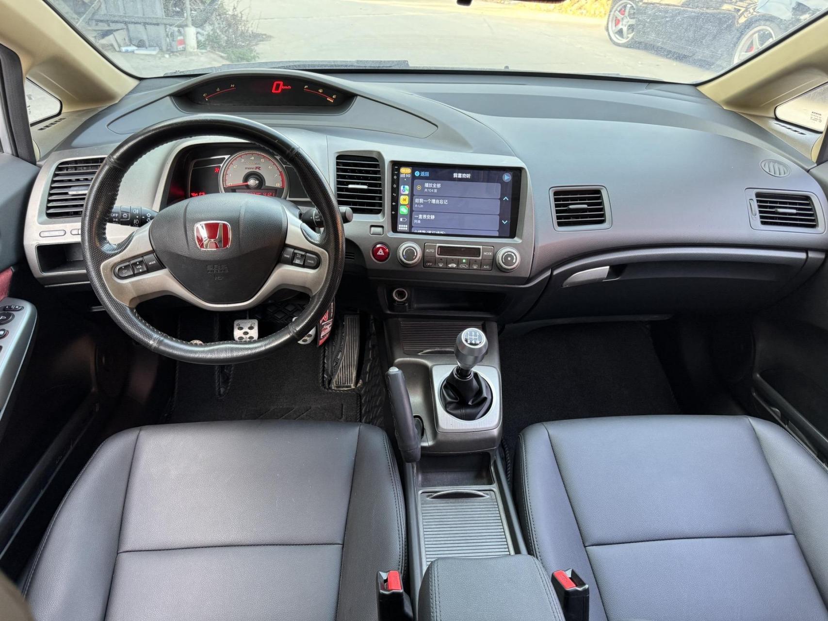 八代思域改黑内,感觉拉满.